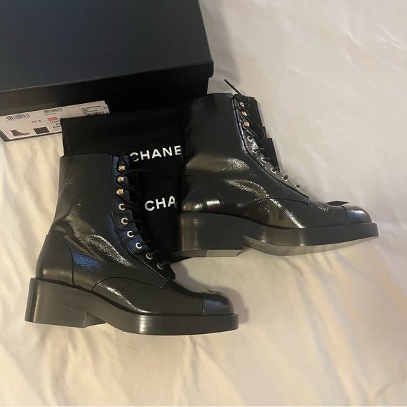 New Chanel Shiny Goatskin Cap Toe Combat Boots 37.5 Black $1850 - Picture 9 of 16